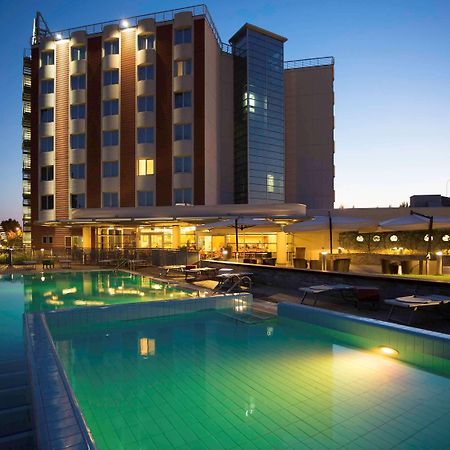 Novotel Salerno Est Arechi Eksteriør bilde