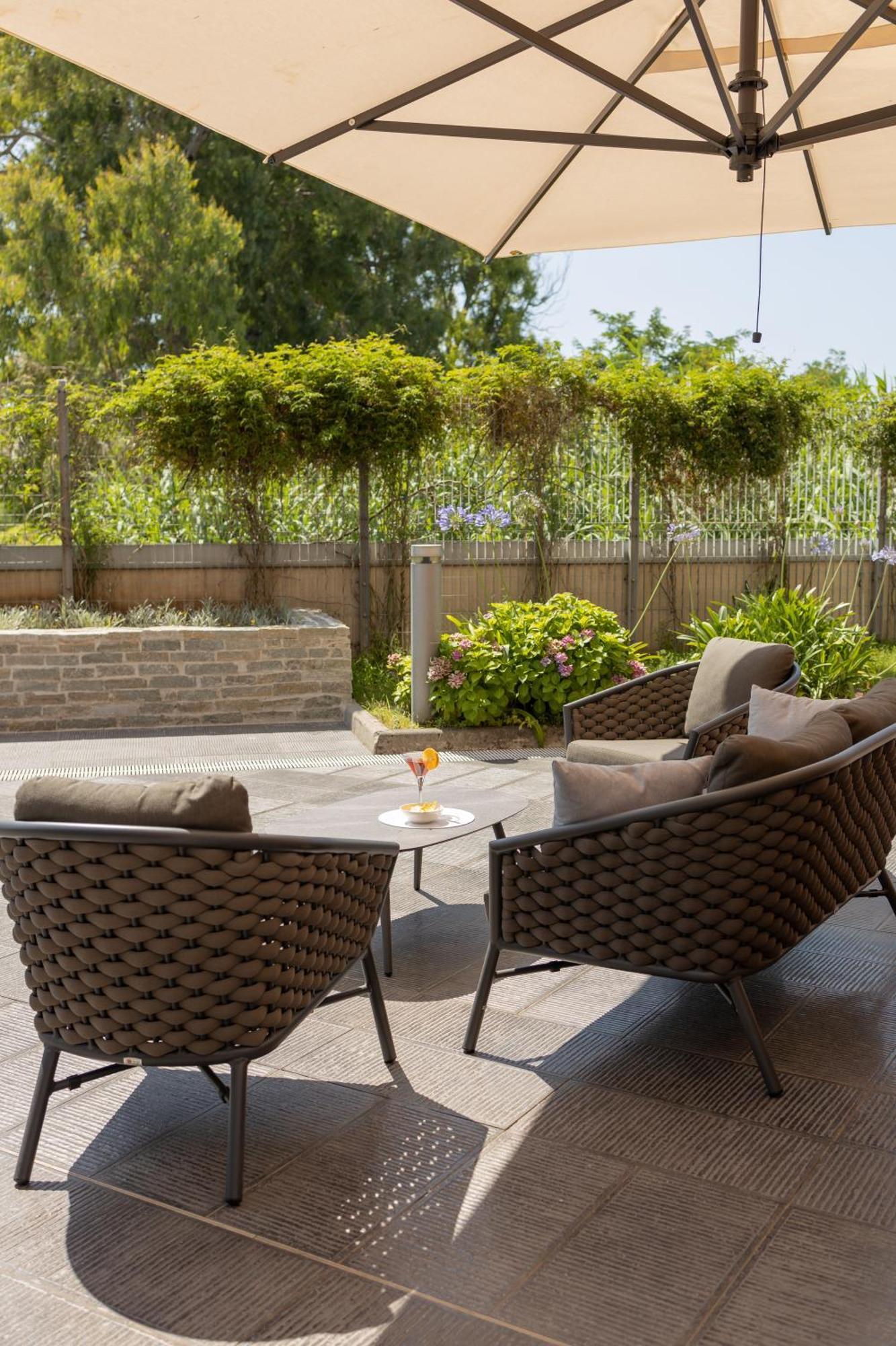 Novotel Salerno Est Arechi Eksteriør bilde